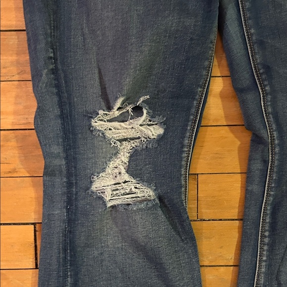 EUC American Eagle Outfitters Distressed Artist Flare Distressed Blue Jeans - Picture 6 of 13